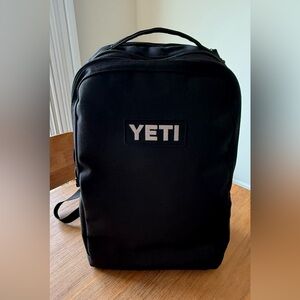 YETI Tocayo 26 Liter Heavy Duty Backpack - Black
New Without Tags